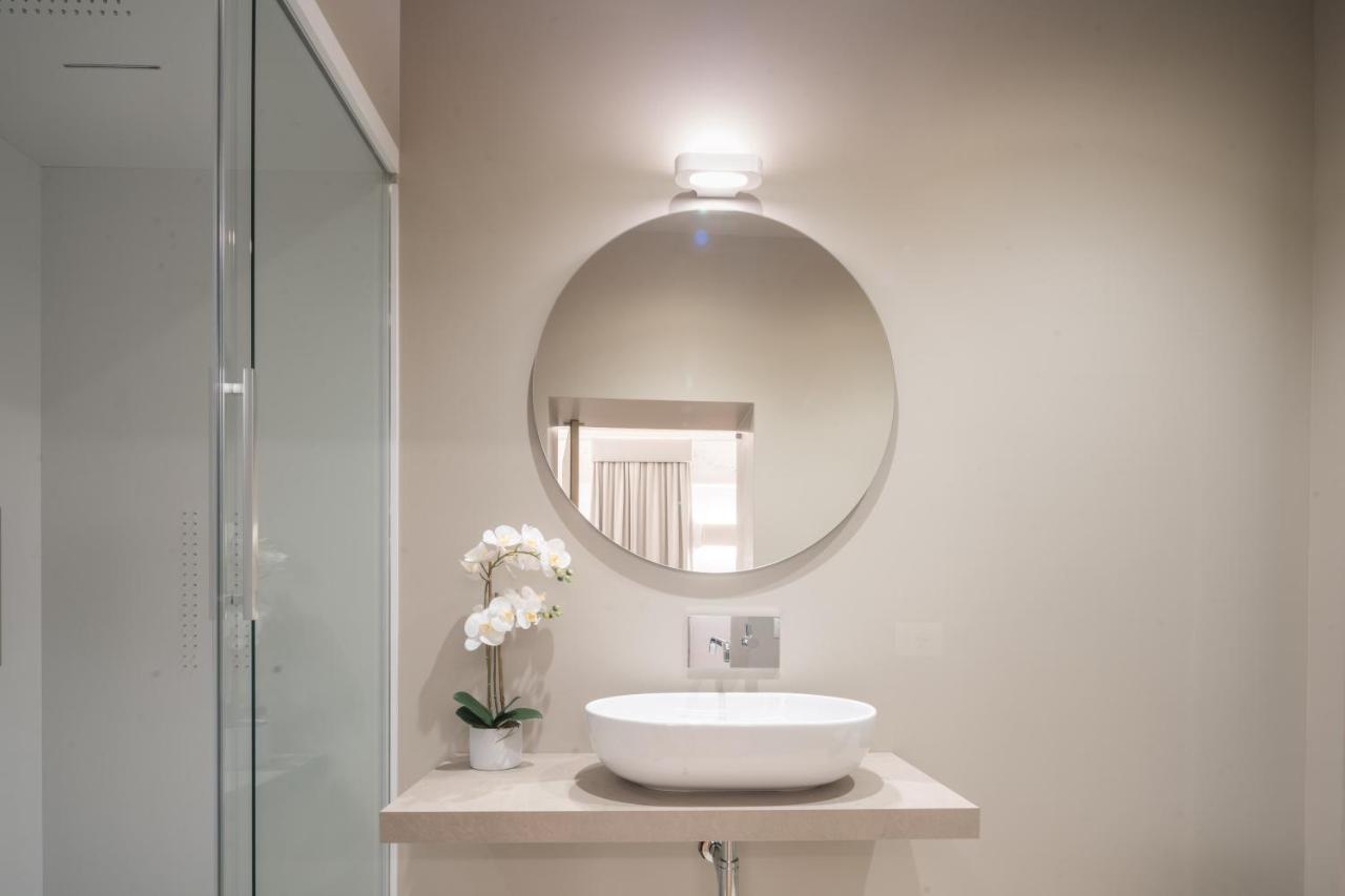 Ninfea Luxury Suites Венеция Экстерьер фото