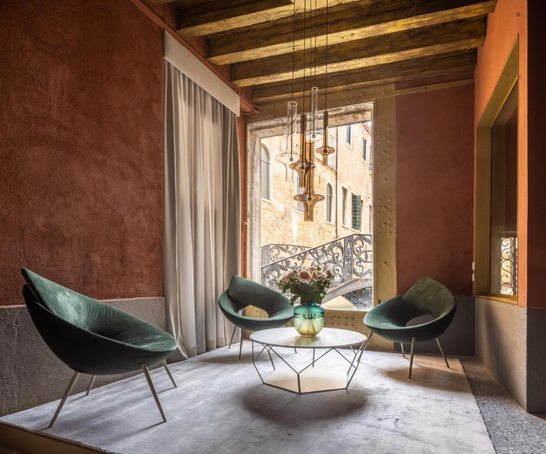 Ninfea Luxury Suites Венеция Экстерьер фото