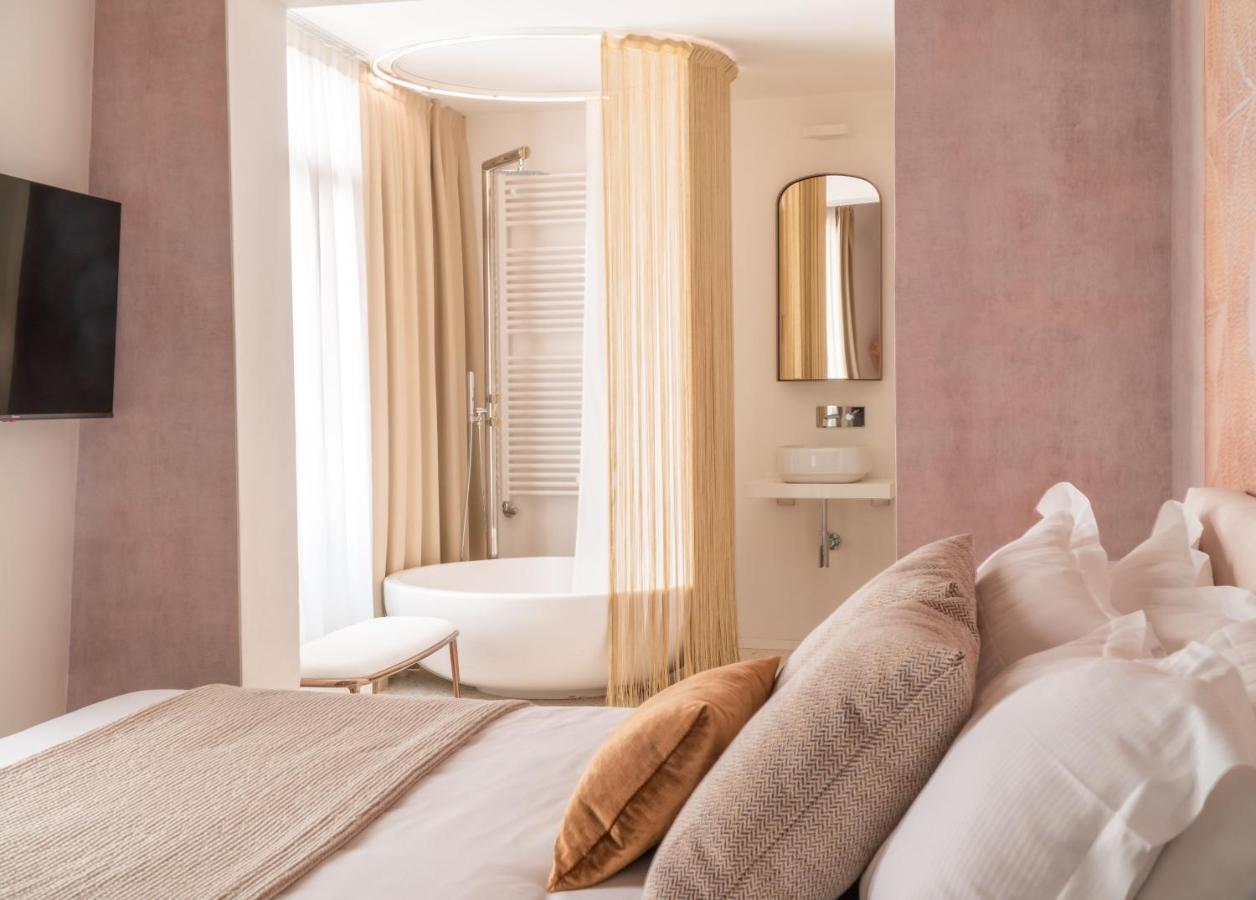 Ninfea Luxury Suites Венеция Экстерьер фото