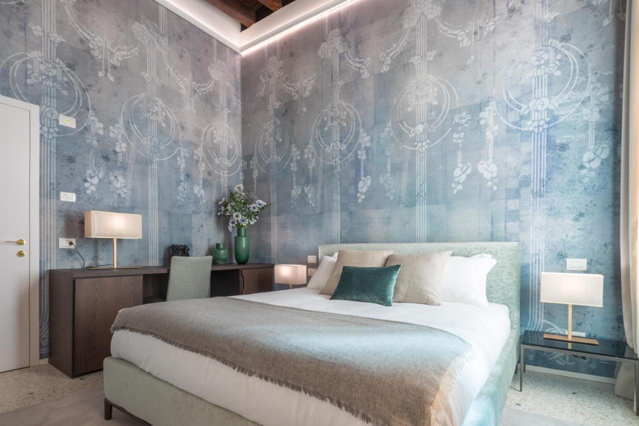 Ninfea Luxury Suites Венеция Экстерьер фото