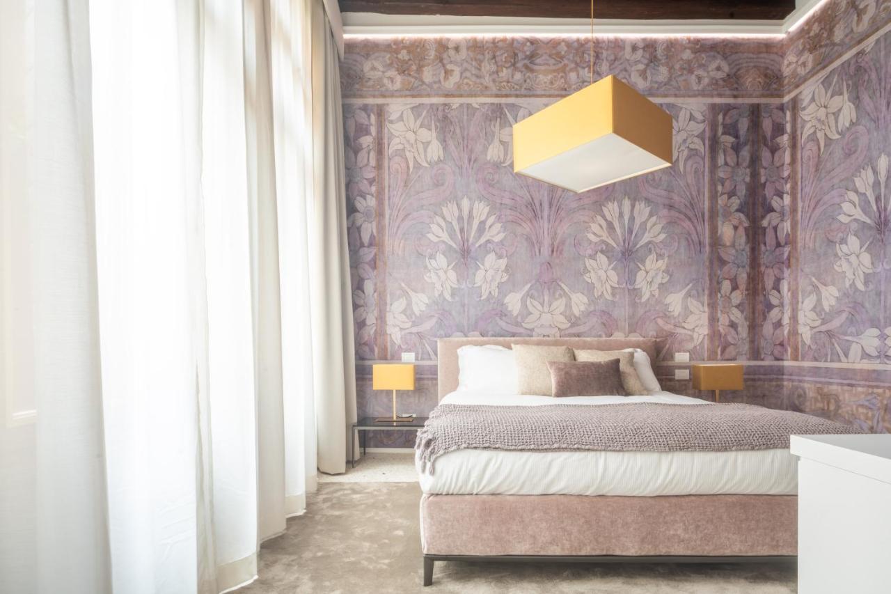 Ninfea Luxury Suites Венеция Экстерьер фото