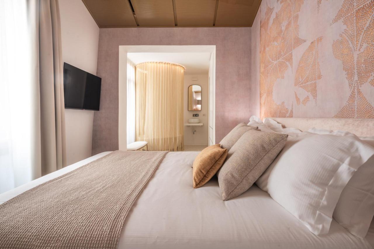 Ninfea Luxury Suites Венеция Экстерьер фото