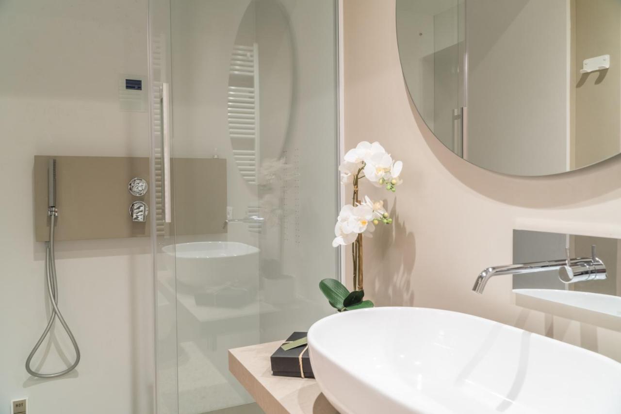 Ninfea Luxury Suites Венеция Экстерьер фото