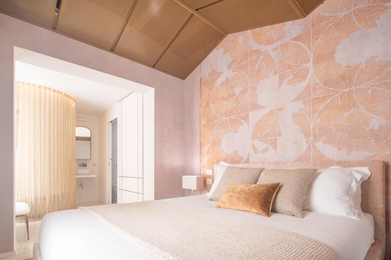 Ninfea Luxury Suites Венеция Экстерьер фото